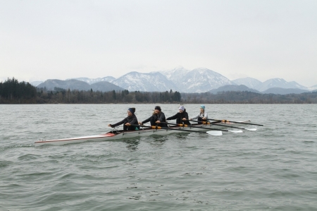 Winterlicher Start in die Rudersaison 2022